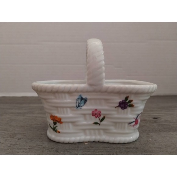 Butterflies and Flowers Vintage Irice Ceramic Basket Made fin Japan - Picture 6 of 8